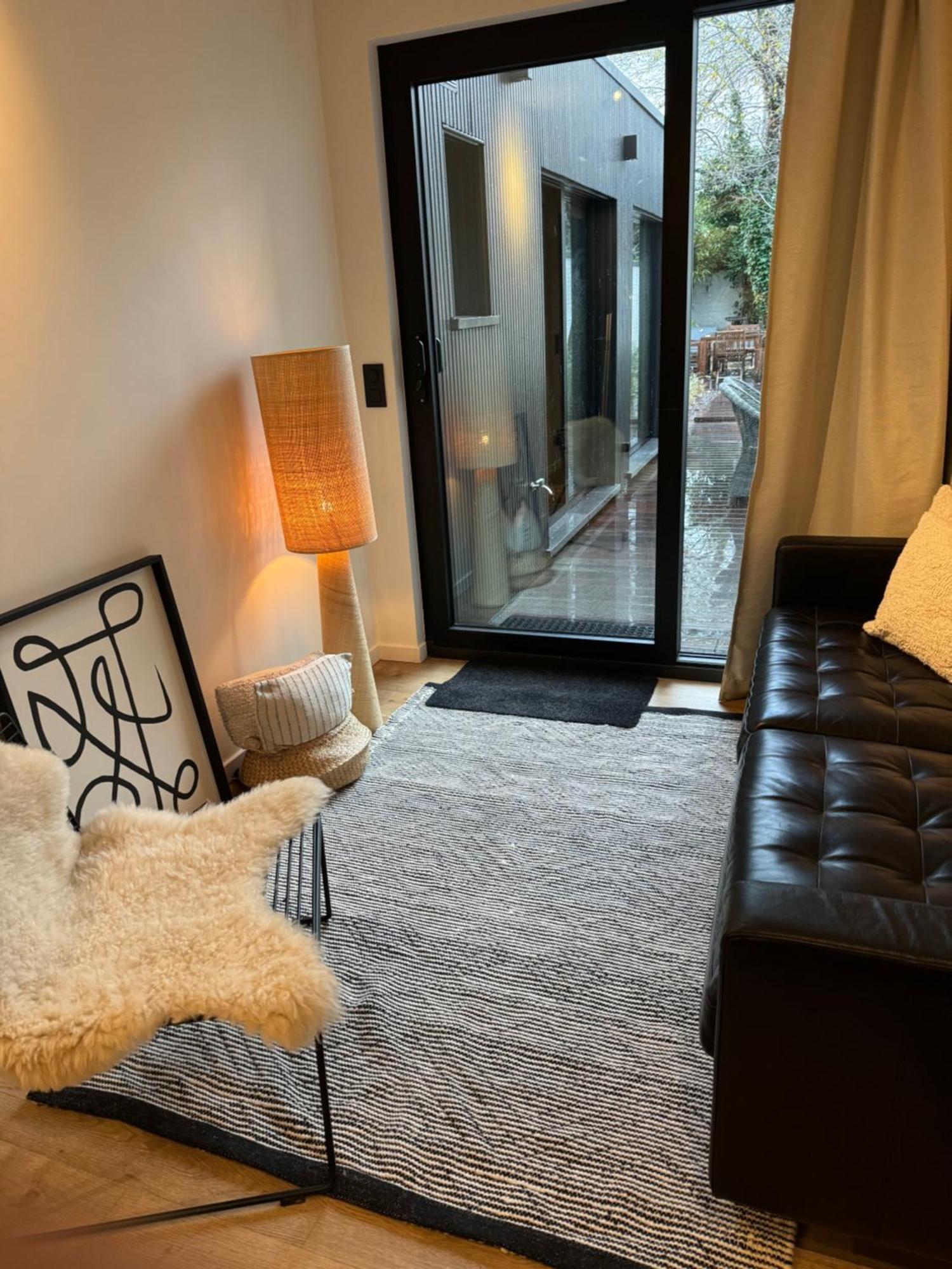 Luxury Apartment With Cosy Garden! Gand Esterno foto